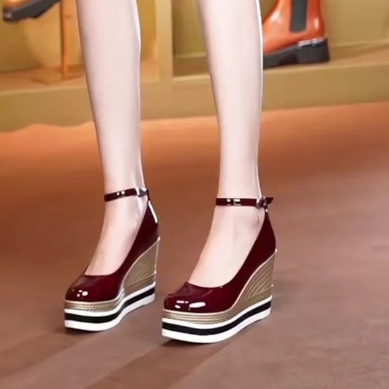 Women Shoes Loafers Wedges Platform High Heels Sandals Summer Trend Designer Casual Shoes Dress Pumps