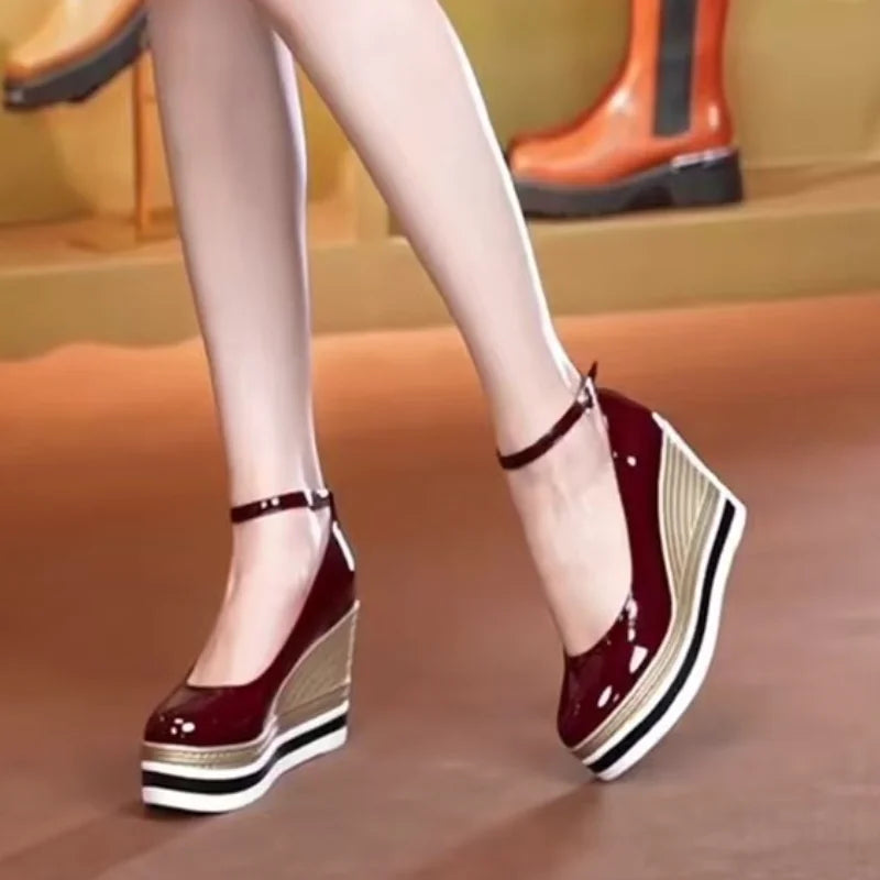 Women Shoes Loafers Wedges Platform High Heels Sandals Summer Trend Designer Casual Shoes Dress Pumps