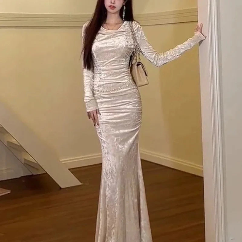 French Style Long-sleeved Dress for Women with New Slim Pleated Hips and Long Fishtail